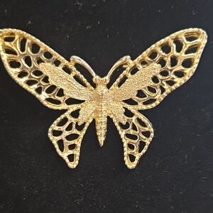Sarah Coventry Gold Filigree Butterfly Brooch